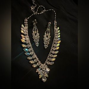 Silver iridescent shiny glittery sparkly formal necklace and earrings